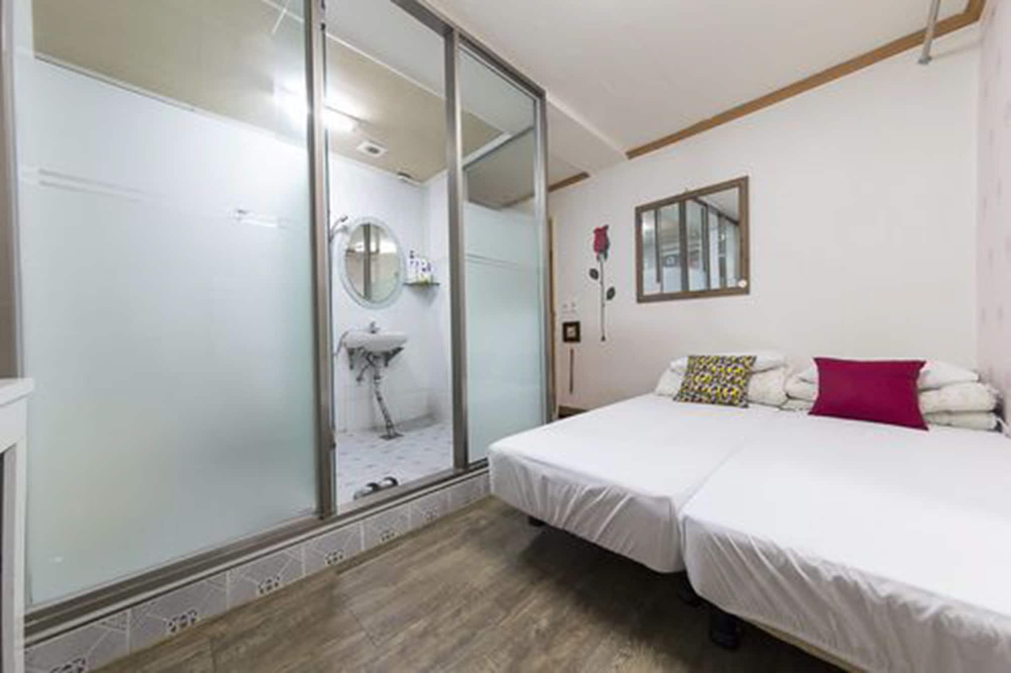 Hostel Metro Сеул Екстериор снимка